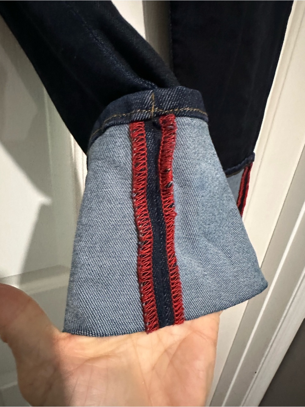 Kut from the Kloth Dark Blue Cropped Jeans with Red Cuff - Picture 3 of 10